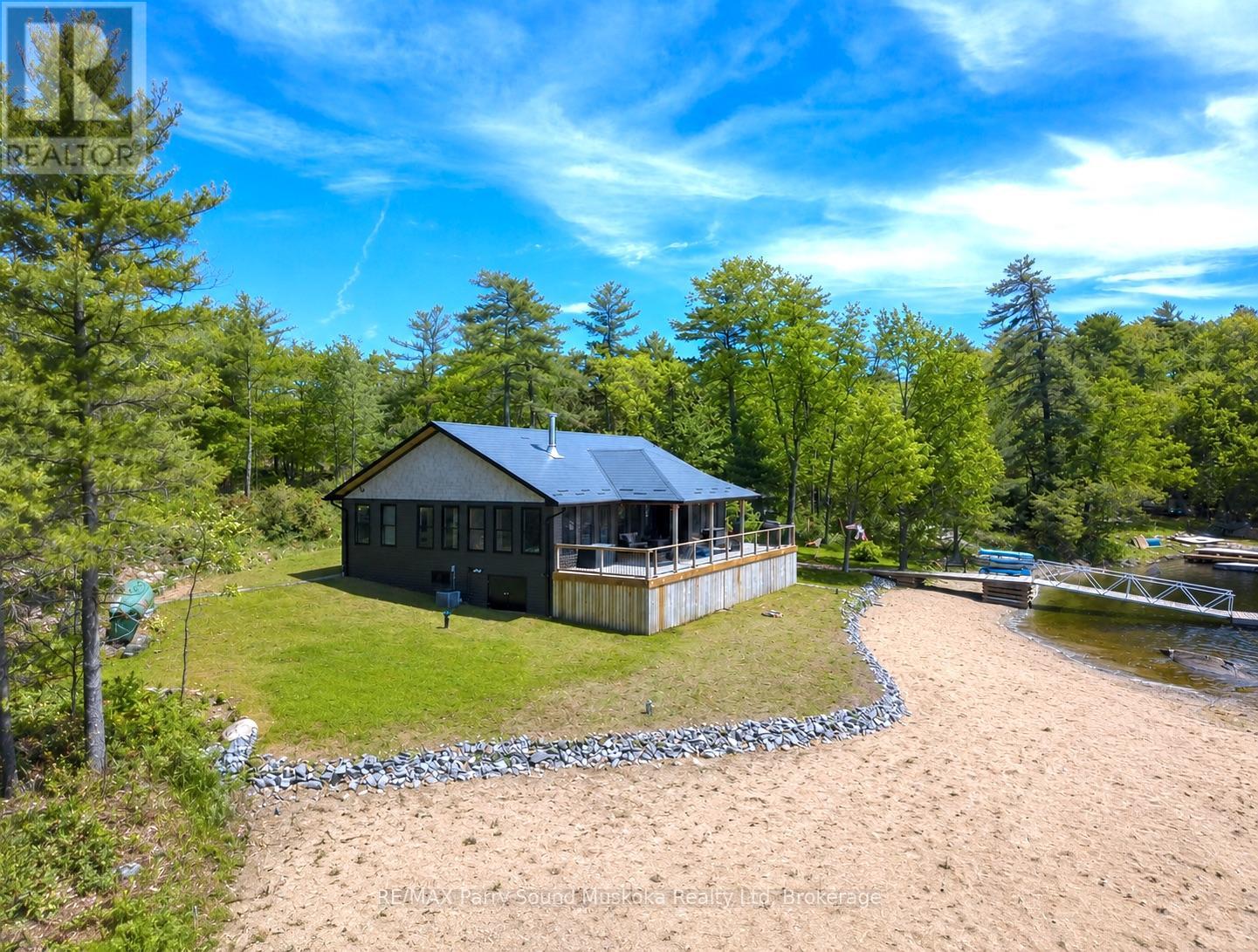 32 A11 Island, The Archipelago, Ontario  P0G 1K0 - Photo 2 - X13417492