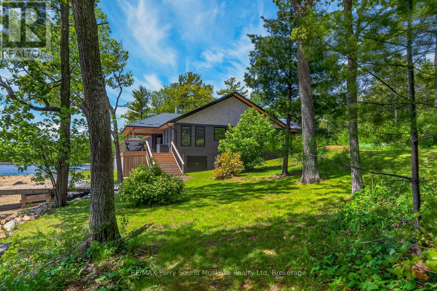 32 A11 Island, The Archipelago, Ontario  P0G 1K0 - Photo 3 - X13417492
