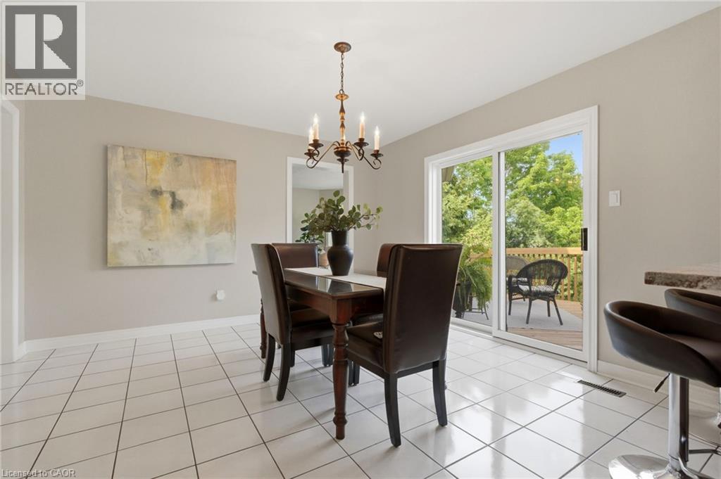 2205 Shaftesbury Court, Oakville, Ontario  L6H 6C6 - Photo 16 - 40836934