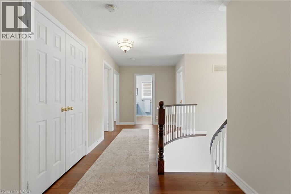 2205 Shaftesbury Court, Oakville, Ontario  L6H 6C6 - Photo 25 - 40836934
