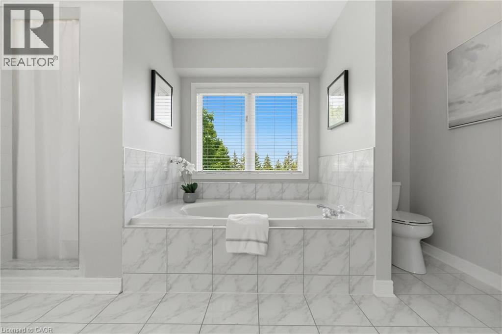 2205 Shaftesbury Court, Oakville, Ontario  L6H 6C6 - Photo 29 - 40836934