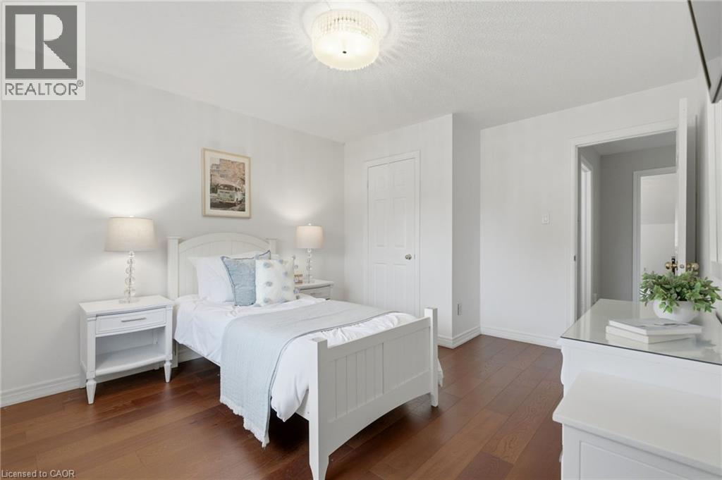 2205 Shaftesbury Court, Oakville, Ontario  L6H 6C6 - Photo 34 - 40836934