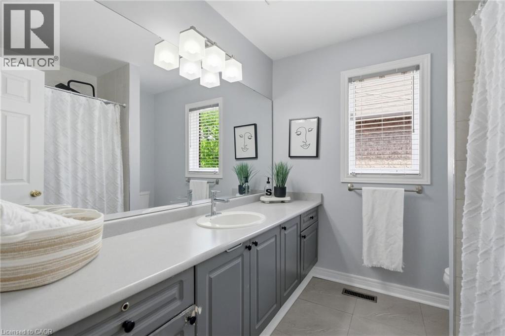 2205 Shaftesbury Court, Oakville, Ontario  L6H 6C6 - Photo 41 - 40836934