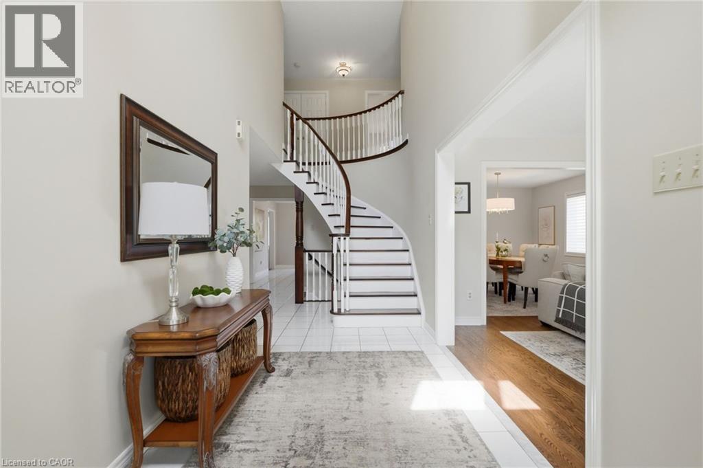 2205 Shaftesbury Court, Oakville, Ontario  L6H 6C6 - Photo 6 - 40836934