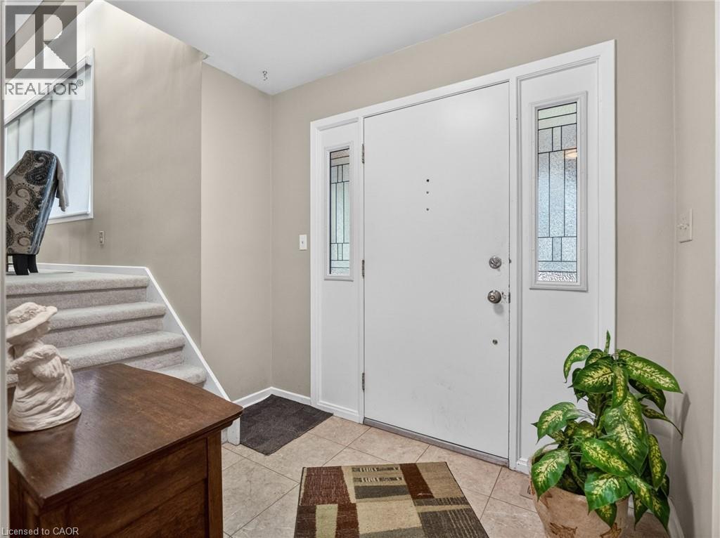 17 Montgomery Road, Welland, Ontario  L3C 2Y2 - Photo 9 - 40838000