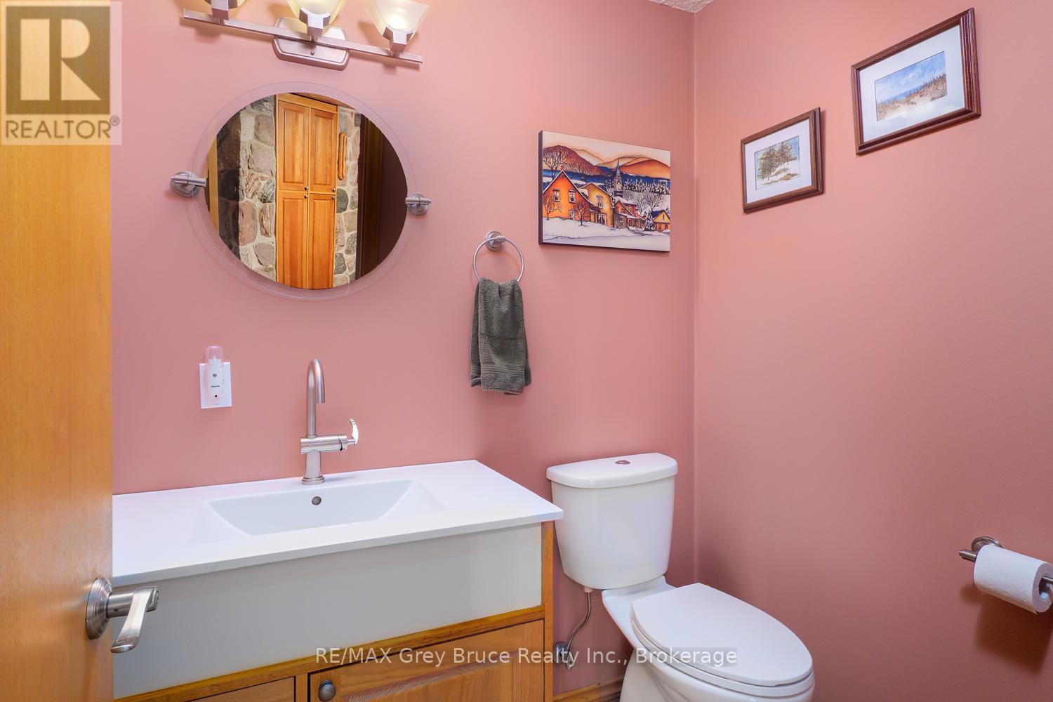 28 Elgin Street, Northern Bruce Peninsula, Ontario  N0H 2R0 - Photo 16 - X13417836