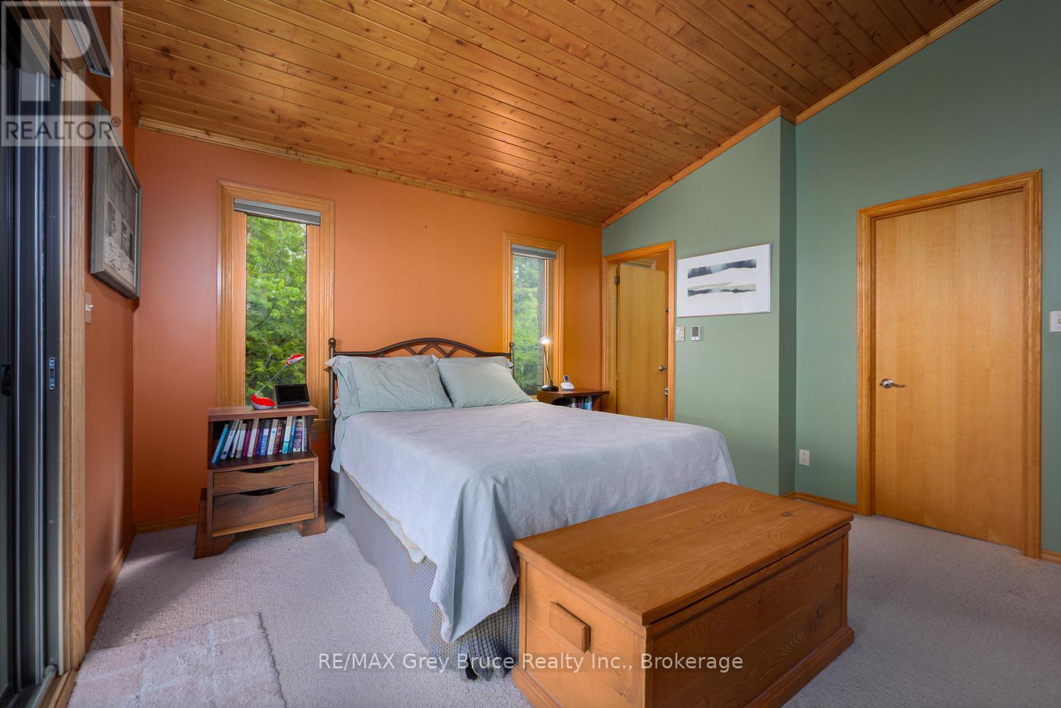 28 Elgin Street, Northern Bruce Peninsula, Ontario  N0H 2R0 - Photo 24 - X13417836