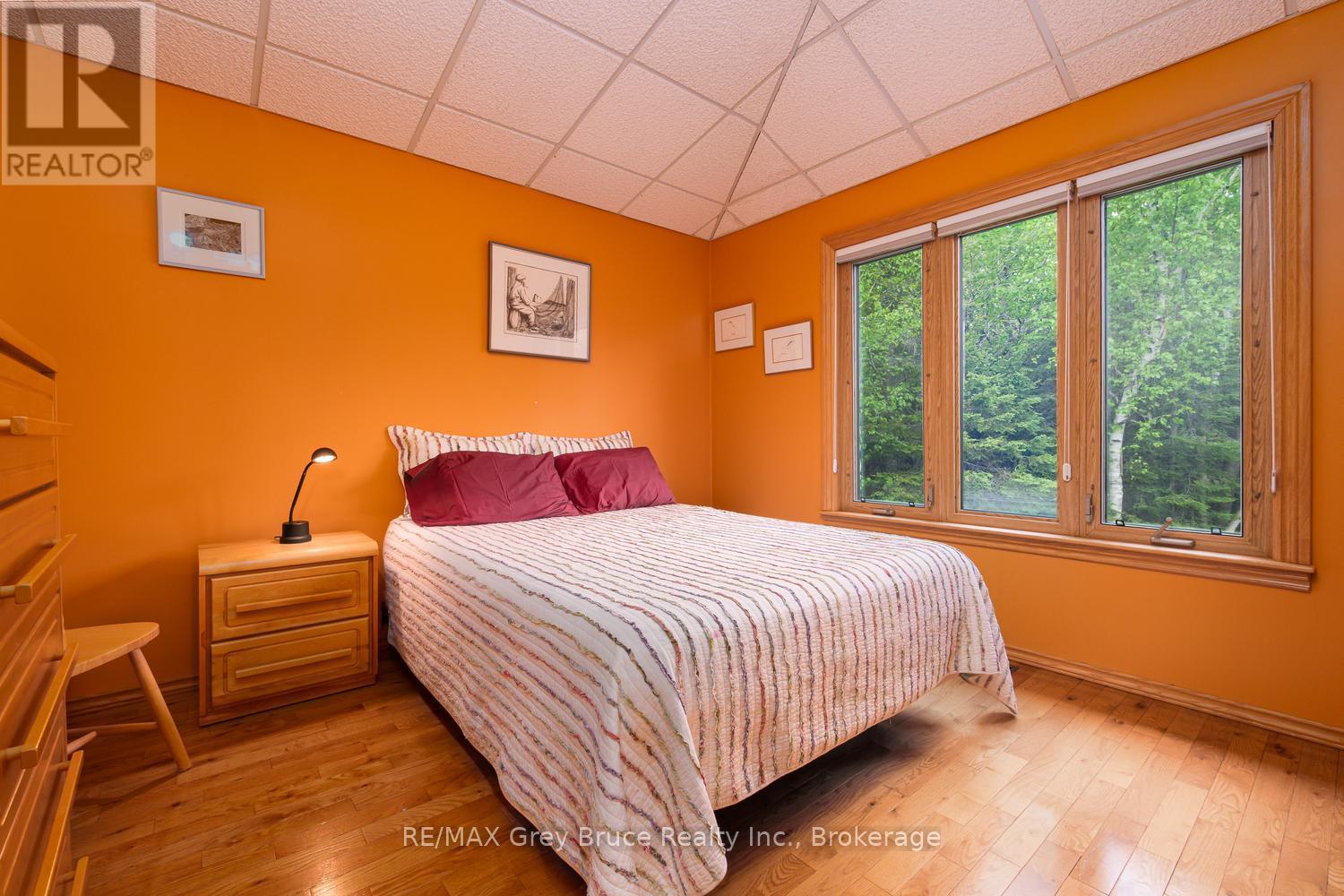 28 Elgin Street, Northern Bruce Peninsula, Ontario  N0H 2R0 - Photo 26 - X13417836