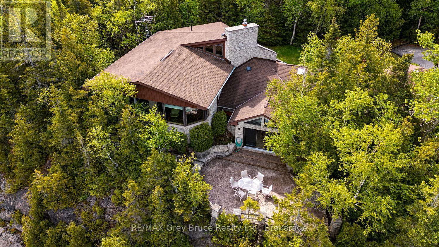 28 Elgin Street, Northern Bruce Peninsula, Ontario  N0H 2R0 - Photo 30 - X13417836