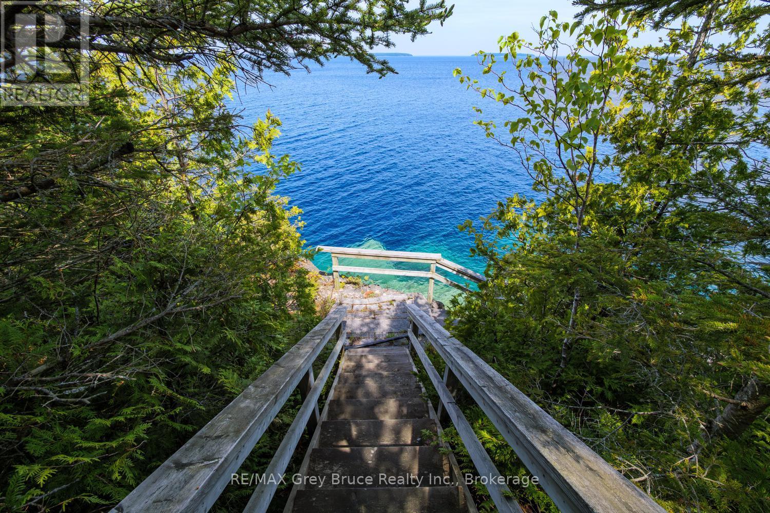 28 Elgin Street, Northern Bruce Peninsula, Ontario  N0H 2R0 - Photo 33 - X13417836
