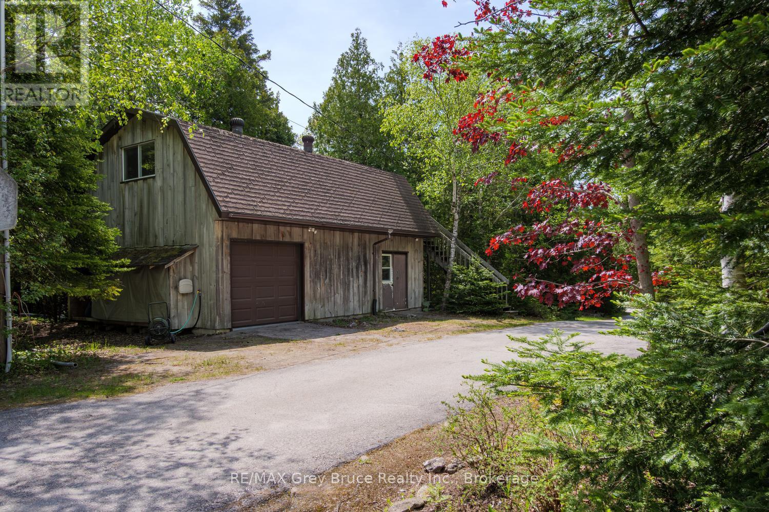 28 Elgin Street, Northern Bruce Peninsula, Ontario  N0H 2R0 - Photo 36 - X13417836