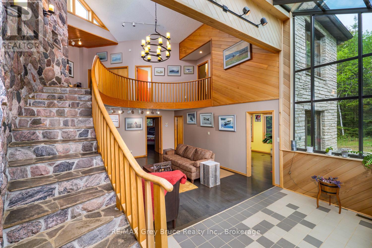 28 Elgin Street, Northern Bruce Peninsula, Ontario  N0H 2R0 - Photo 6 - X13417836