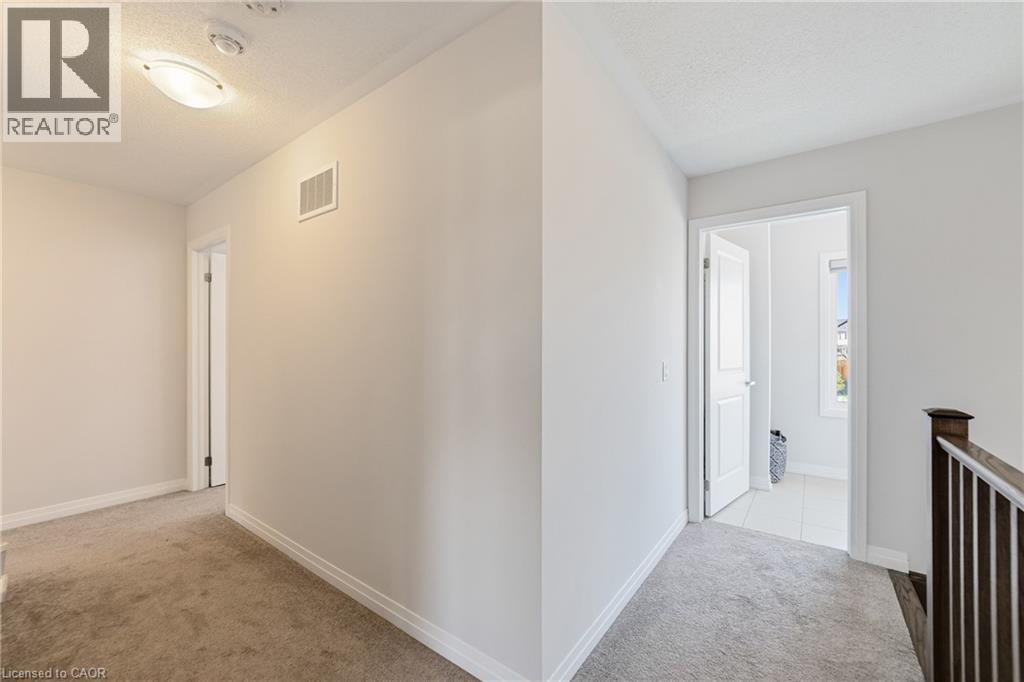 8 Pinnacle Court, Hamilton, Ontario  L0R 1W0 - Photo 18 - 40838006
