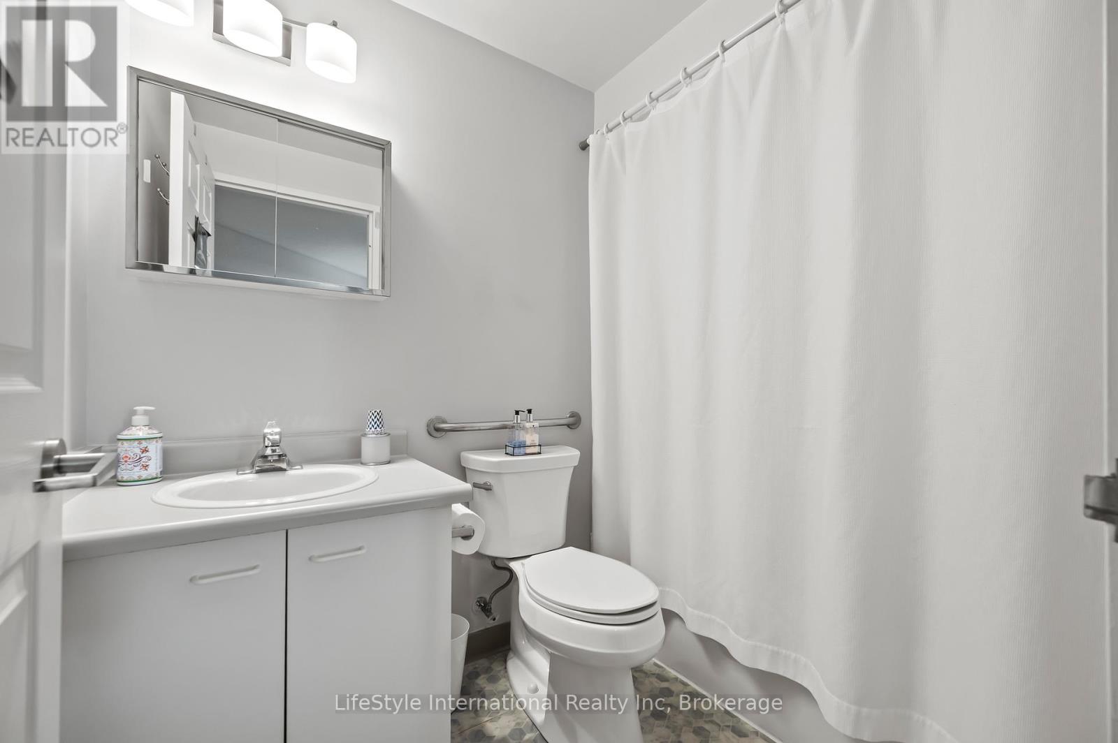 213 - 208 Silvercreek Parkway N, Guelph, Ontario  N1H 8H2 - Photo 39 - X13418216
