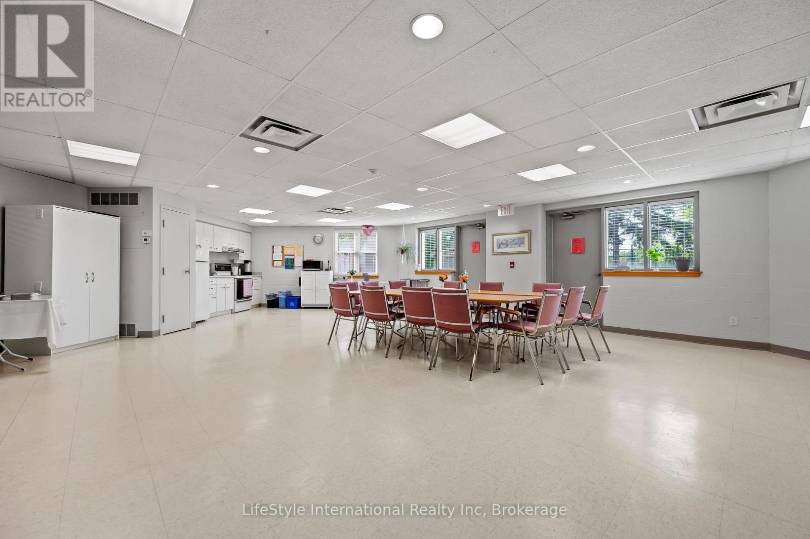 213 - 208 Silvercreek Parkway N, Guelph, Ontario  N1H 8H2 - Photo 43 - X13418216