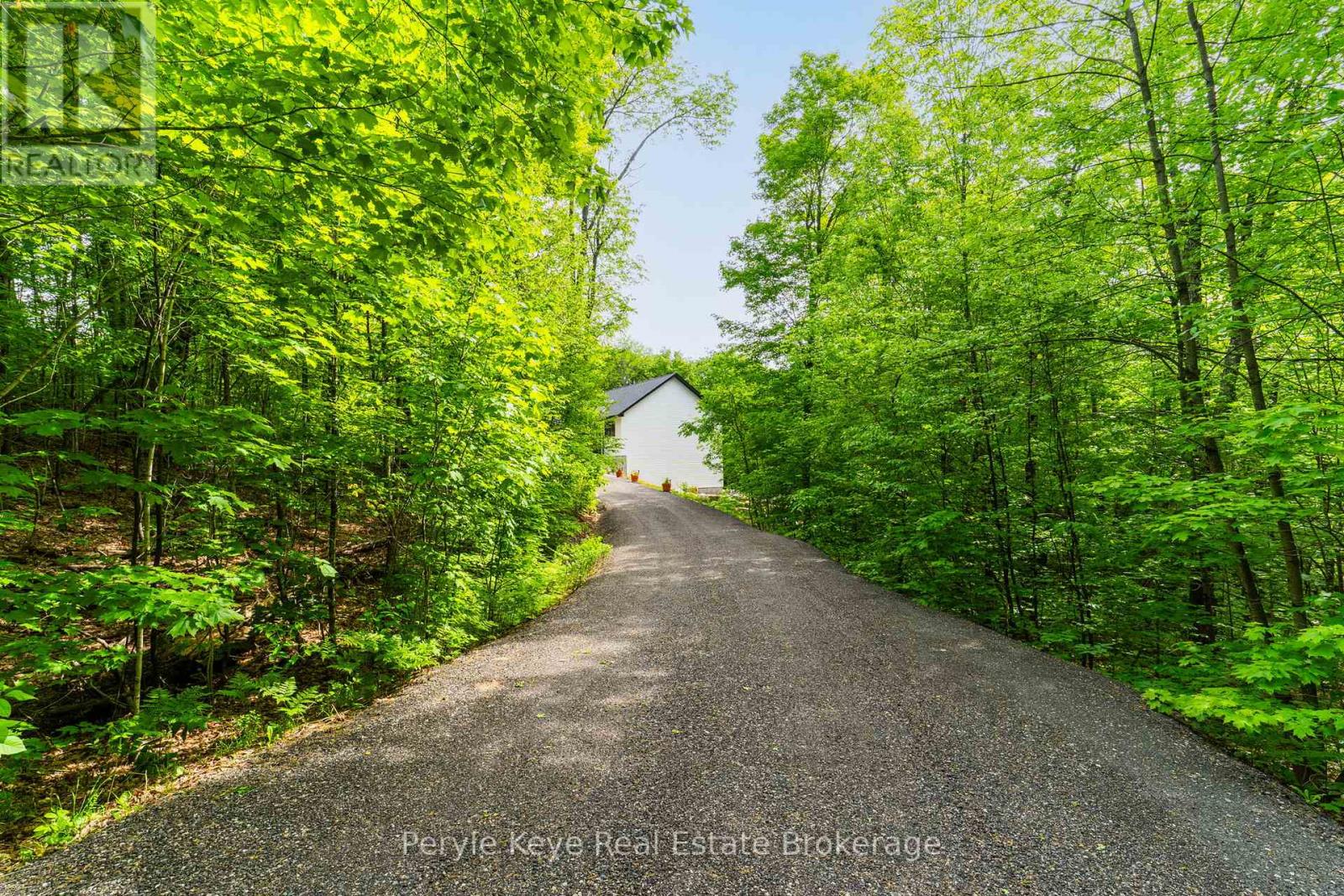 1140 Walkers Glenn Crescent, Lake Of Bays, Ontario  P1H 2J6 - Photo 32 - X13418326