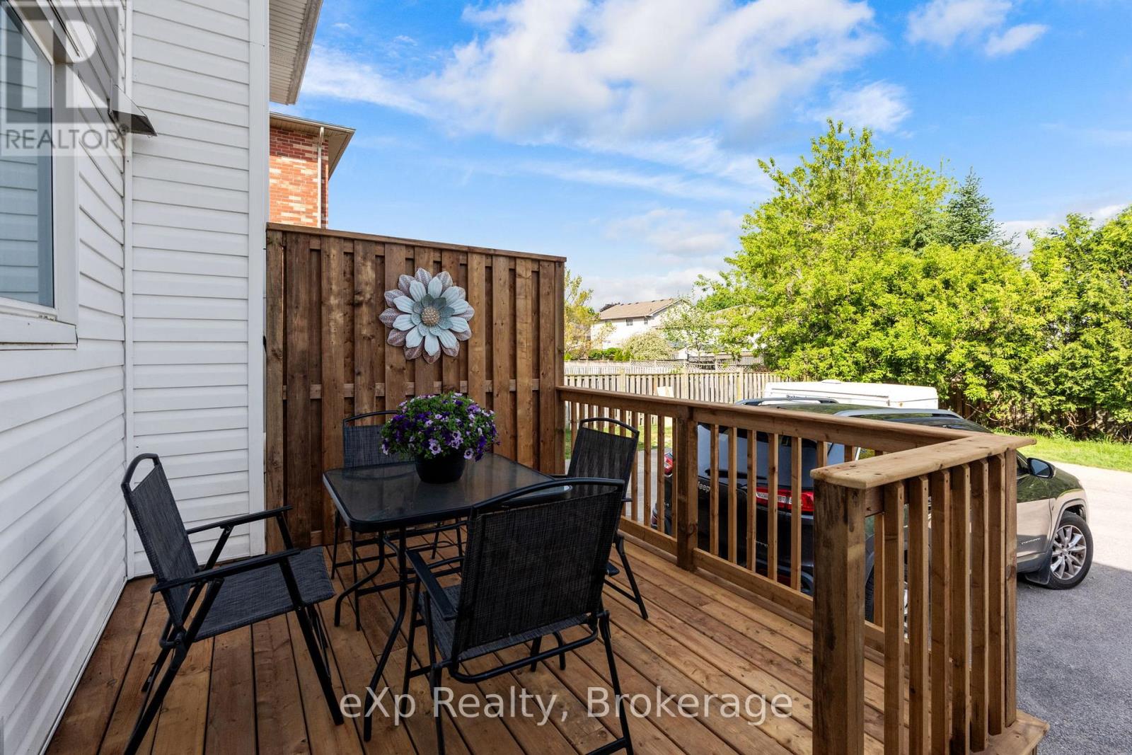286 Dufferin Street, Stratford, Ontario  N5A 2H2 - Photo 3 - X13418354