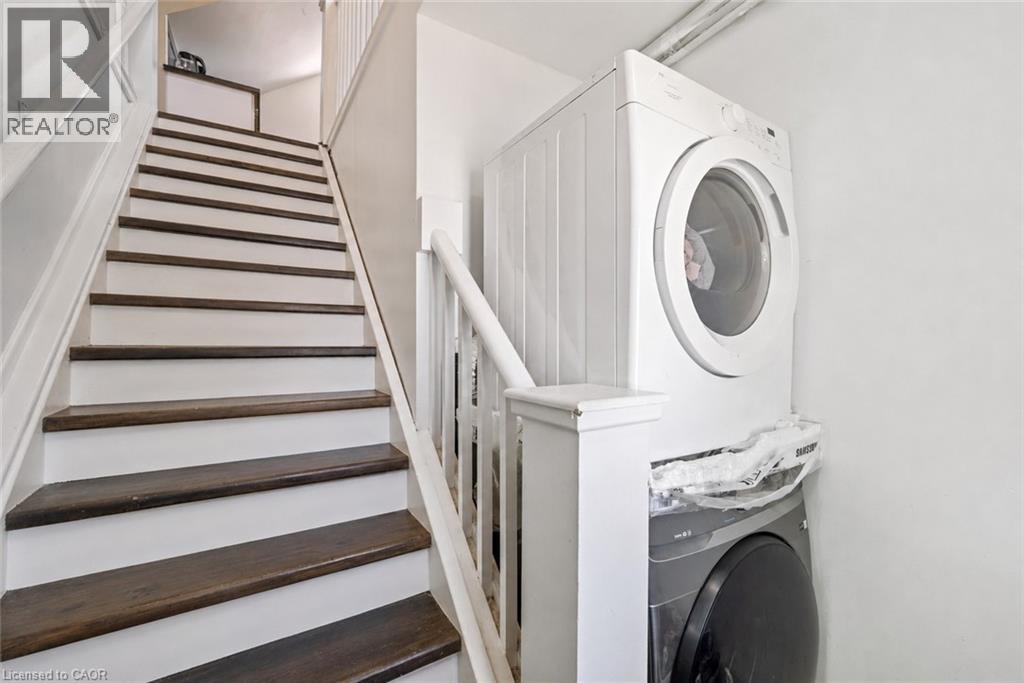 54 E Chestnut Street E, St. Catharines, Ontario  L2T 1H1 - Photo 25 - 40837742