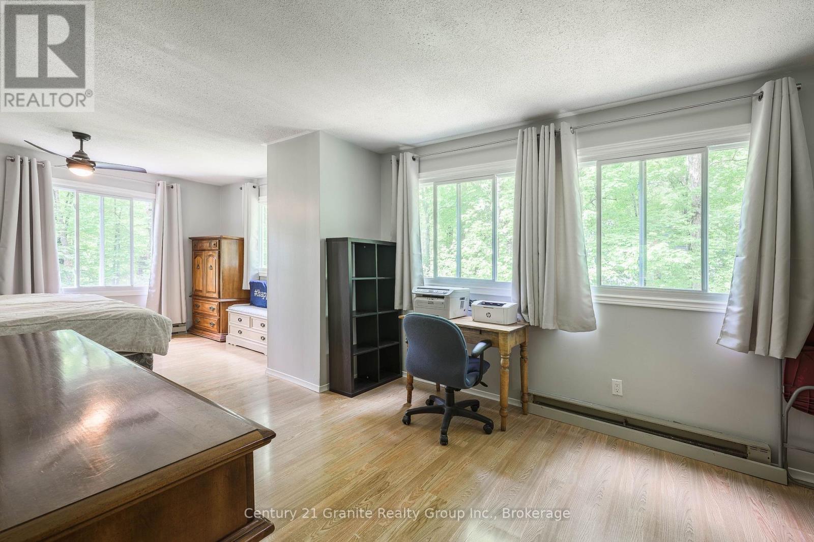 267 Riverside Drive, Dysart Et Al, Ontario  K0M 1S0 - Photo 29 - X13418476