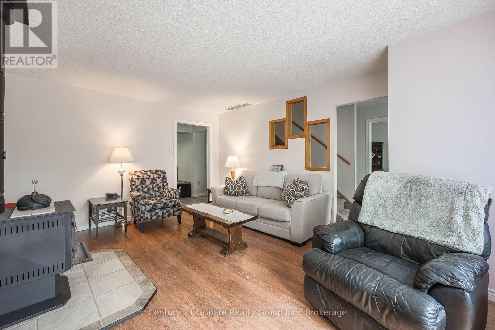 267 Riverside Drive, Dysart Et Al, Ontario  K0M 1S0 - Photo 8 - X13418476