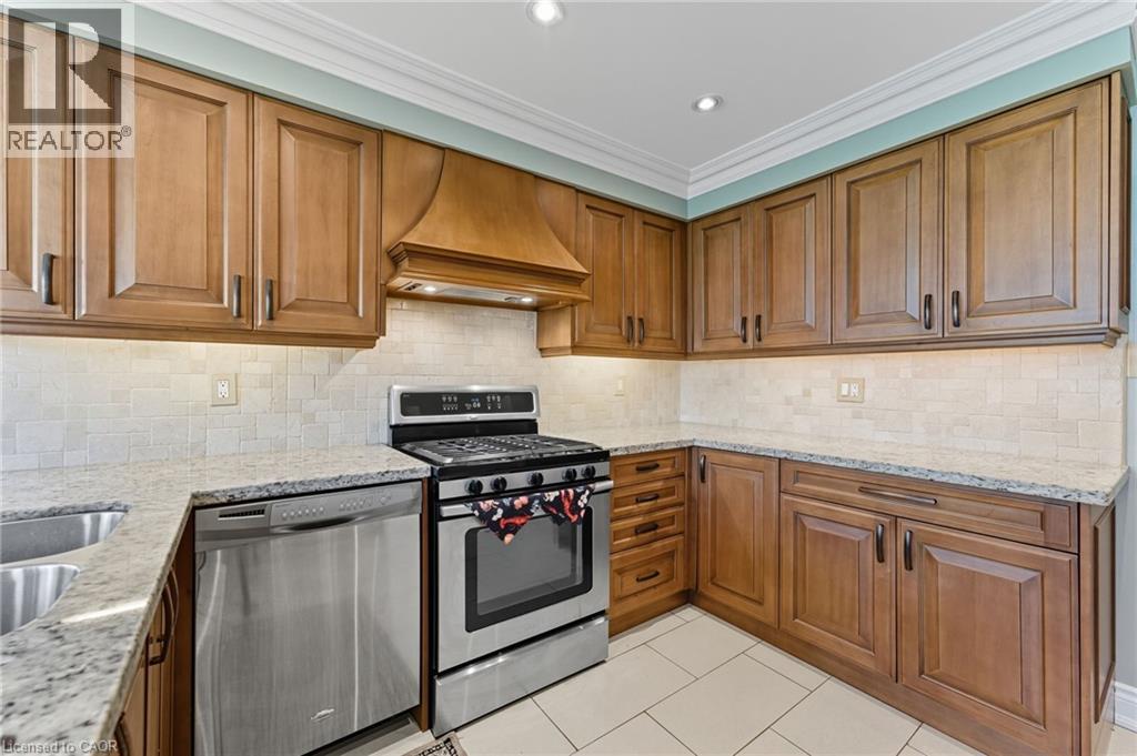 3043 Vanderbilt Road, Mississauga, Ontario  L5N 4W8 - Photo 7 - 40837087