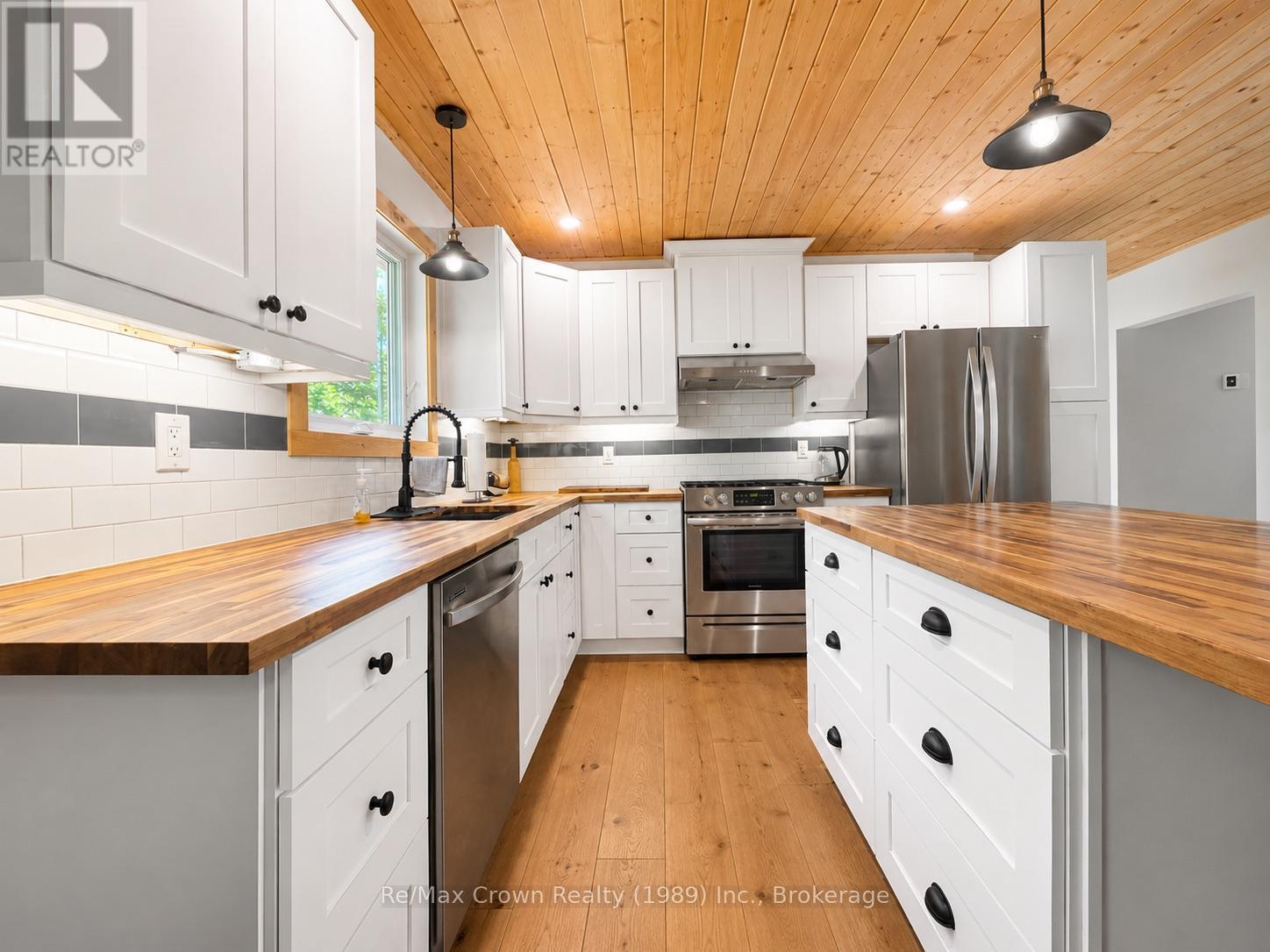 771 Limberlost Point Road, Parry Sound Remote Area, Ontario  P0H 2R0 - Photo 15 - X13418528