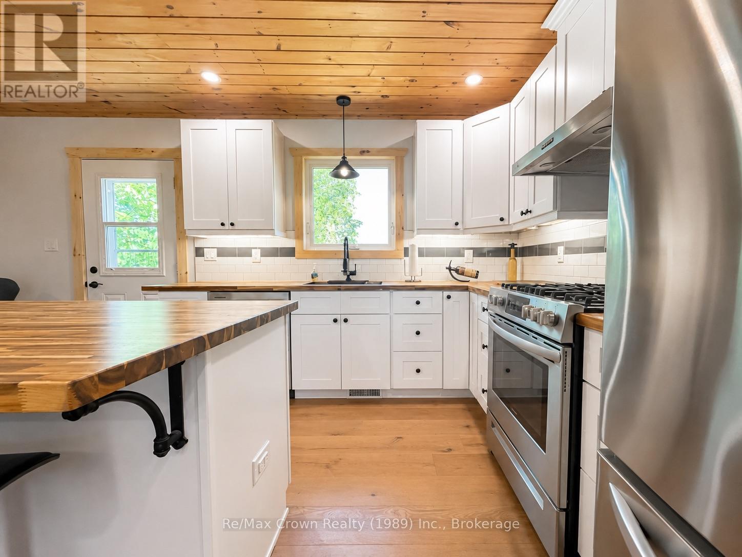 771 Limberlost Point Road, Parry Sound Remote Area, Ontario  P0H 2R0 - Photo 16 - X13418528