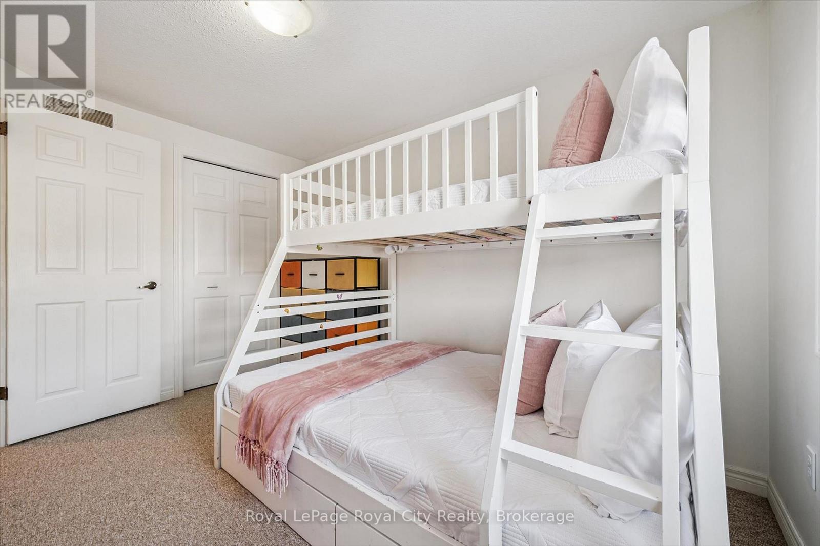 6 - 361 Arkell Road, Guelph, Ontario  N1L 1E5 - Photo 22 - X13418654