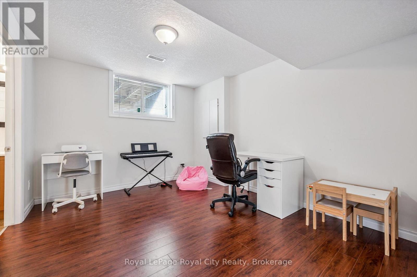 6 - 361 Arkell Road, Guelph, Ontario  N1L 1E5 - Photo 25 - X13418654