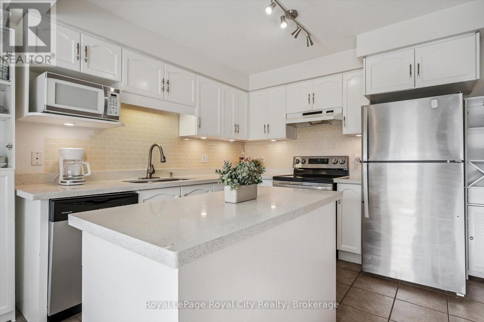 6 - 361 Arkell Road, Guelph, Ontario  N1L 1E5 - Photo 9 - X13418654