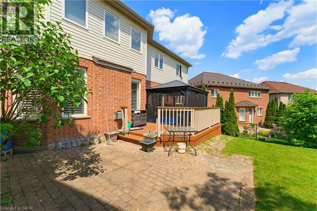 805 Munich Circle, Waterloo, Ontario  N2V 2N5 - Photo 35 - 40836085