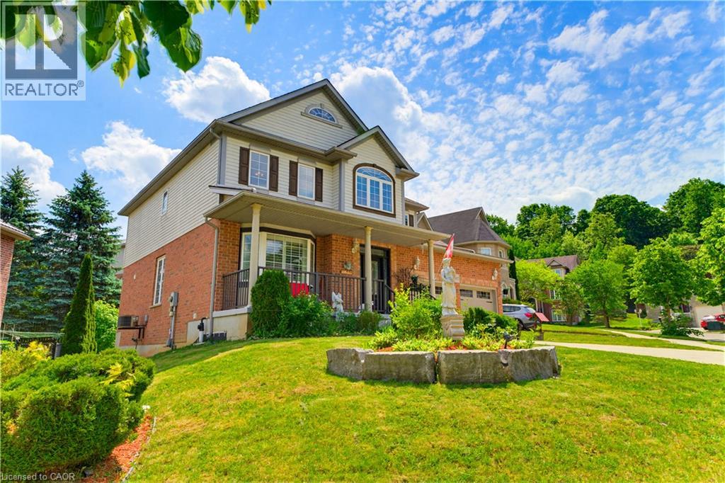 805 Munich Circle, Waterloo, Ontario  N2V 2N5 - Photo 4 - 40836085