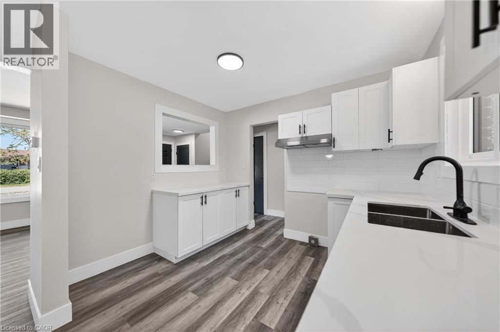 970 Parkdale Avenue, Fort Erie, Ontario  L2A 5B6 - Photo 16 - 40837772