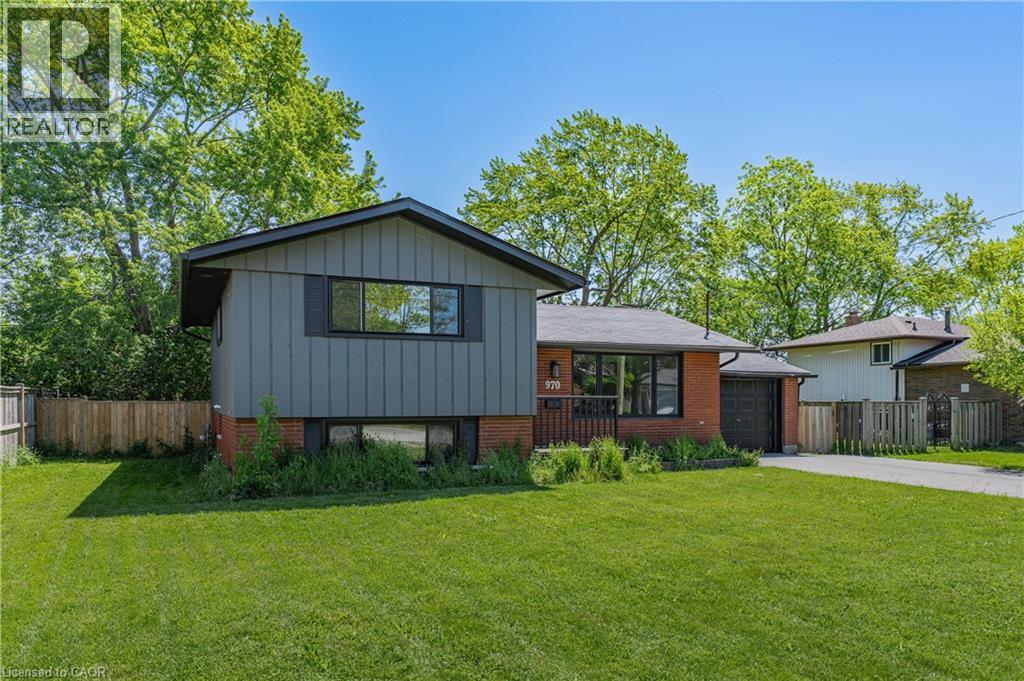 970 Parkdale Avenue, Fort Erie, Ontario  L2A 5B6 - Photo 3 - 40837772