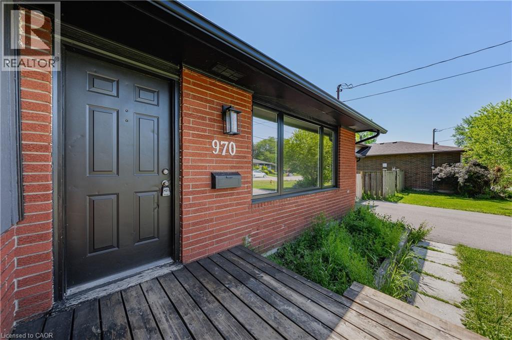 970 Parkdale Avenue, Fort Erie, Ontario  L2A 5B6 - Photo 4 - 40837772