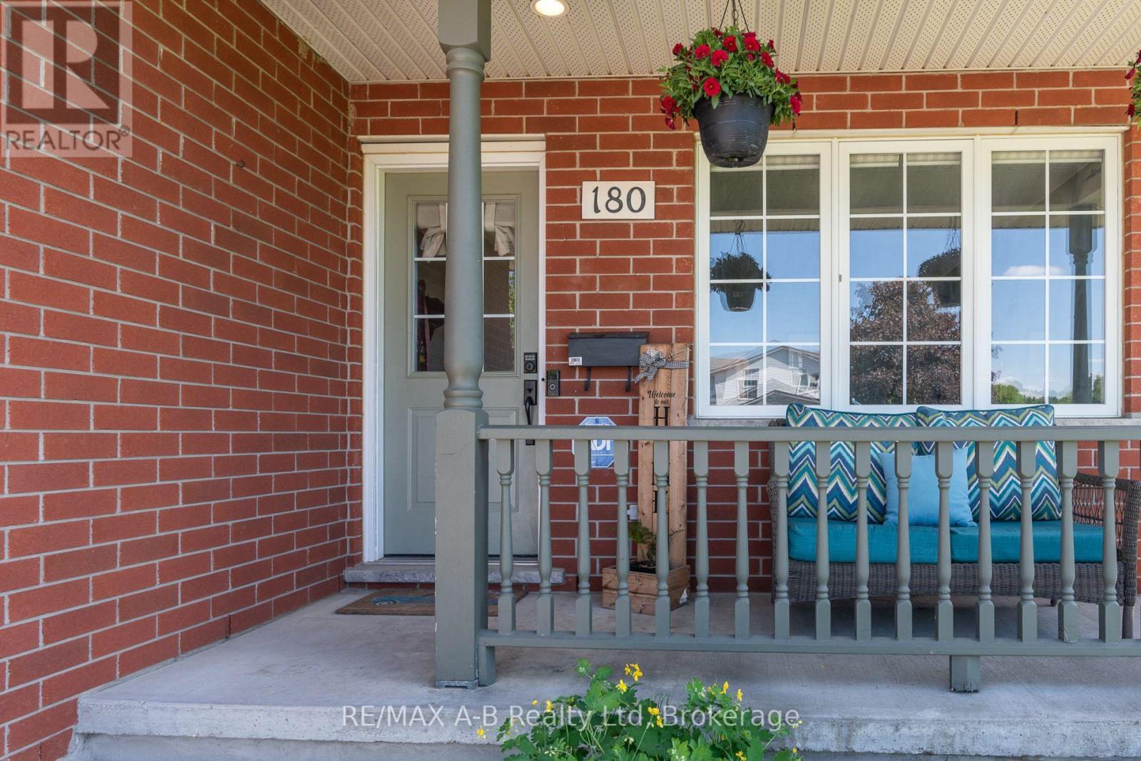 180 Westwood Avenue, East Zorra-Tavistock, Ontario  N0B 2R0 - Photo 5 - X13418718