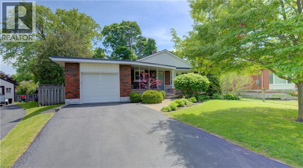 71 Pinecrest Drive, Kitchener, Ontario  N2A 2G6 - Photo 5 - 40835191