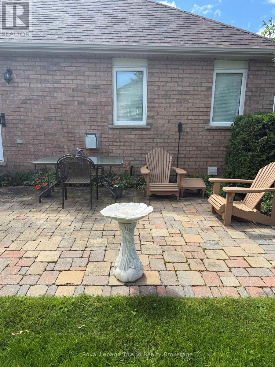 121 Weston Drive, Tillsonburg, Ontario  N4G 5X1 - Photo 30 - X13419144