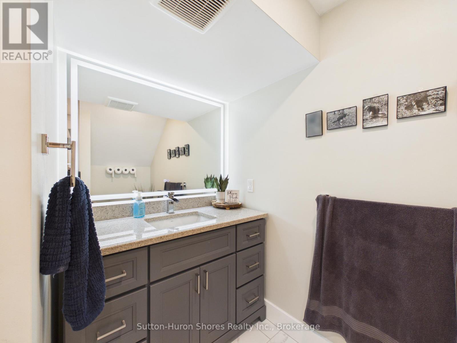 336 Lansdowne Street, Saugeen Shores, Ontario  N0H 2L0 - Photo 18 - X13418934