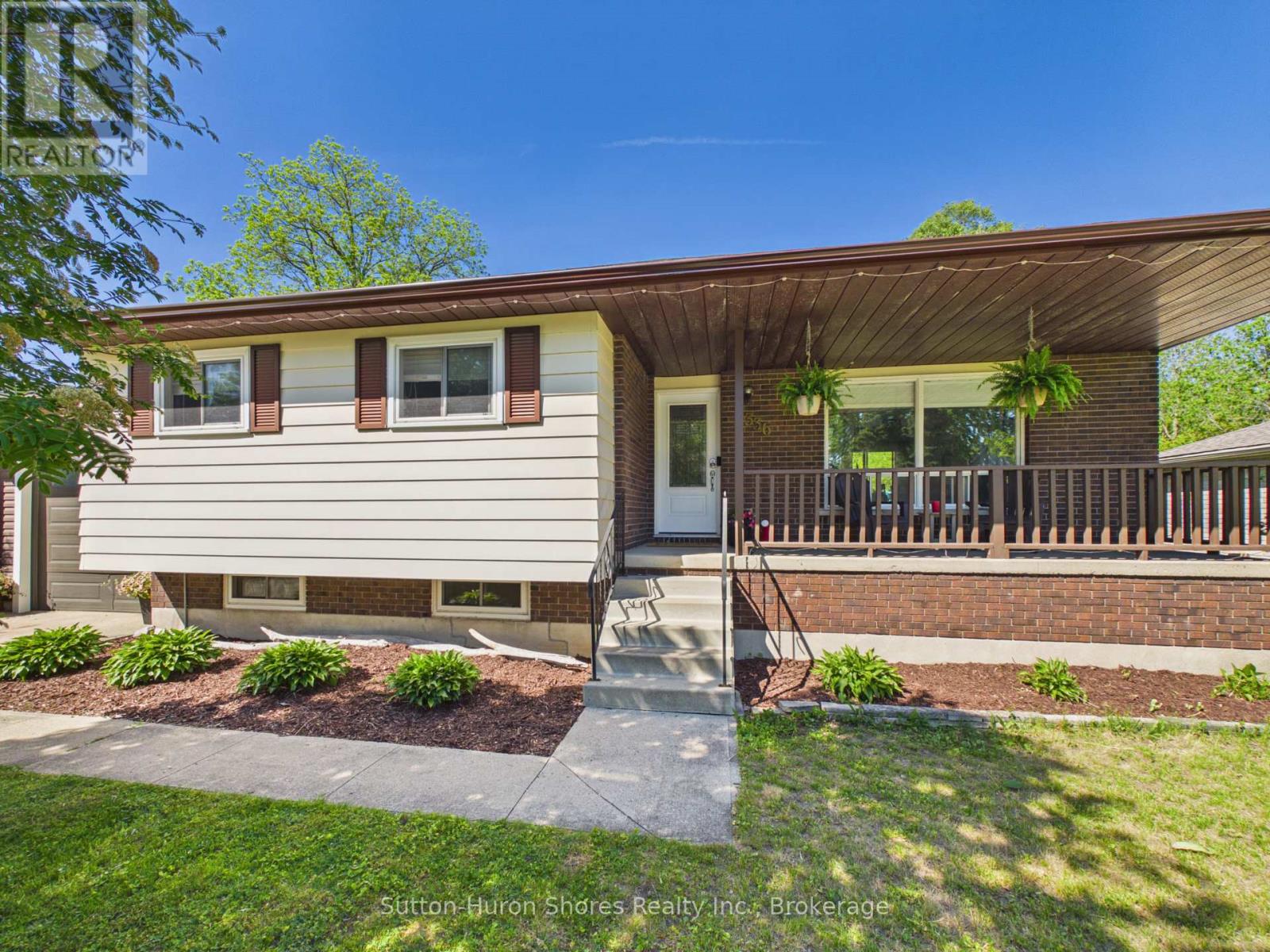 336 Lansdowne Street, Saugeen Shores, Ontario  N0H 2L0 - Photo 2 - X13418934