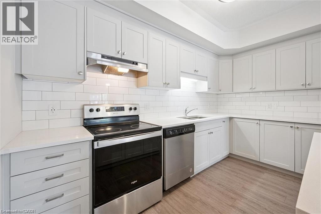25 Isherwood Avenue Unit# C34, Cambridge, Ontario  N1R 3H5 - Photo 8 - 40837866