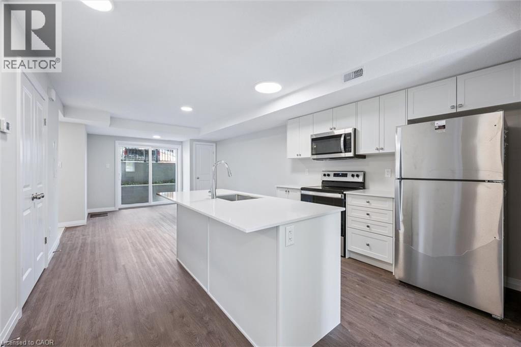 410 Northfield Drive W Unit# D13, Waterloo, Ontario  N2L 0A6 - Photo 7 - 40835793