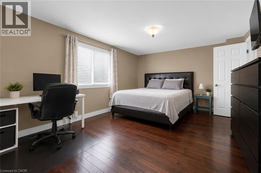 330 Margaret Avenue, Stoney Creek, Ontario  L8E 2J4 - Photo 22 - 40835434