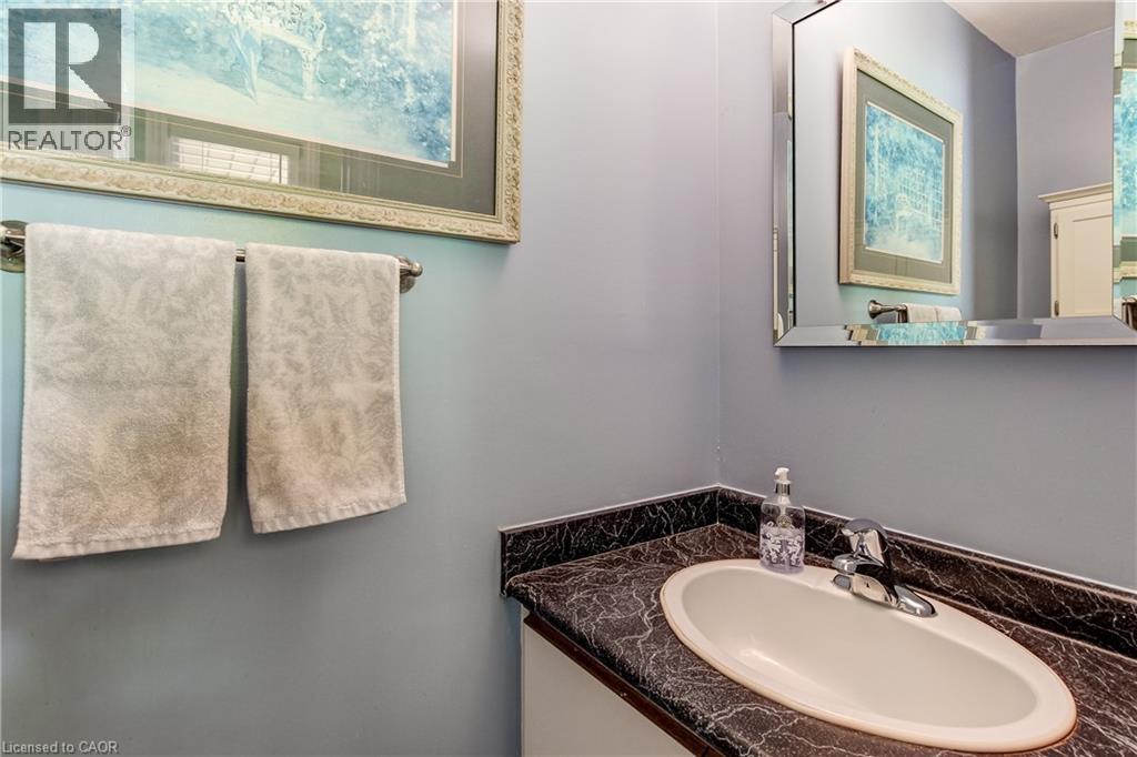 406 Levanna Lane, Oakville, Ontario  L6H 6B8 - Photo 4 - 40834702