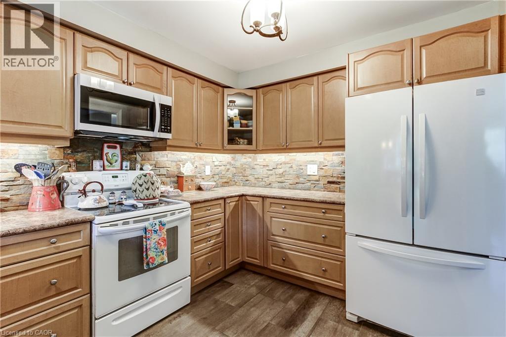 406 Levanna Lane, Oakville, Ontario  L6H 6B8 - Photo 7 - 40834702