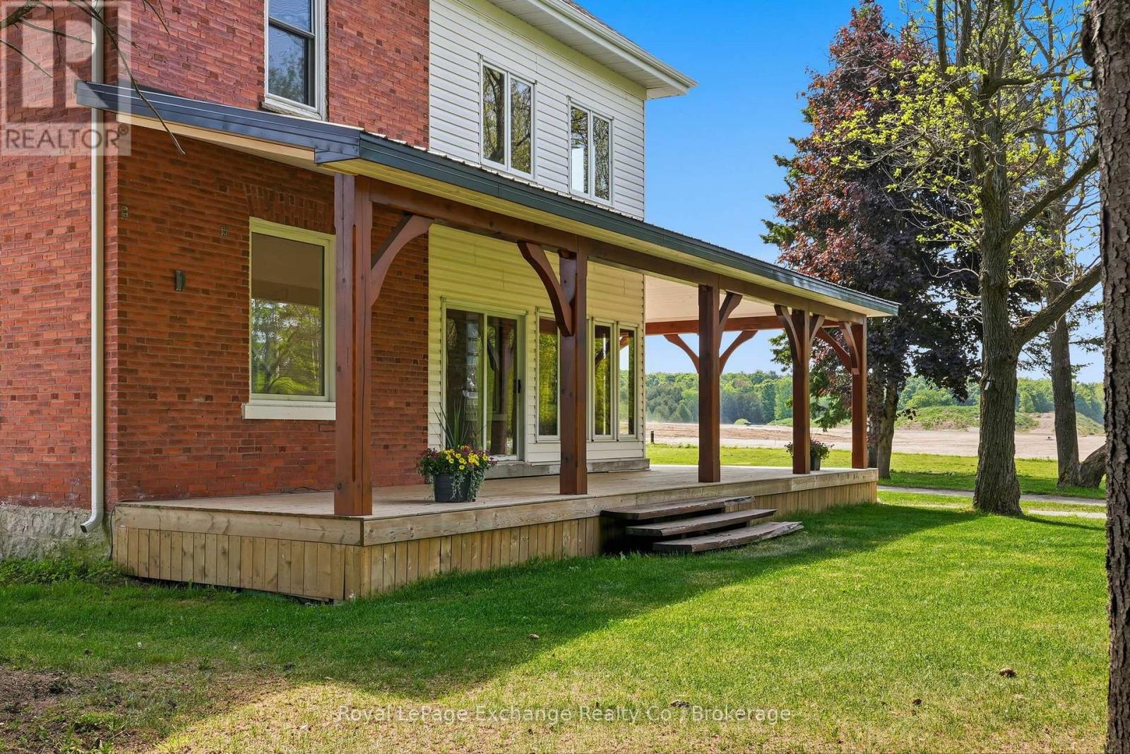 174393 Mulock Road, West Grey, Ontario  N0G 1S0 - Photo 3 - X13420052