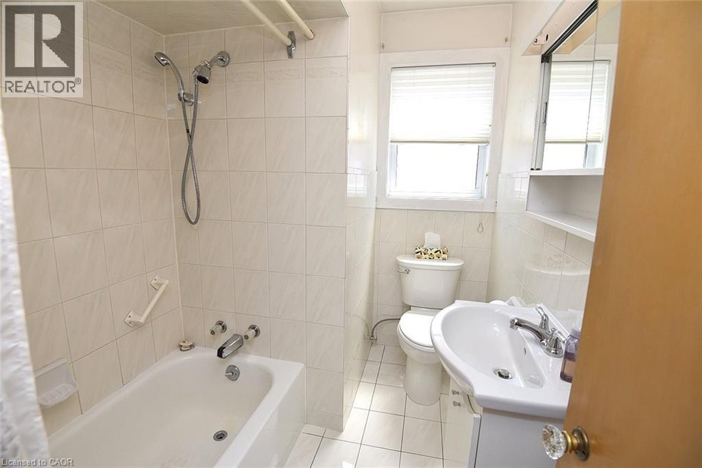 19 Gildea Street, Hamilton, Ontario  L8V 2G6 - Photo 13 - 40838171