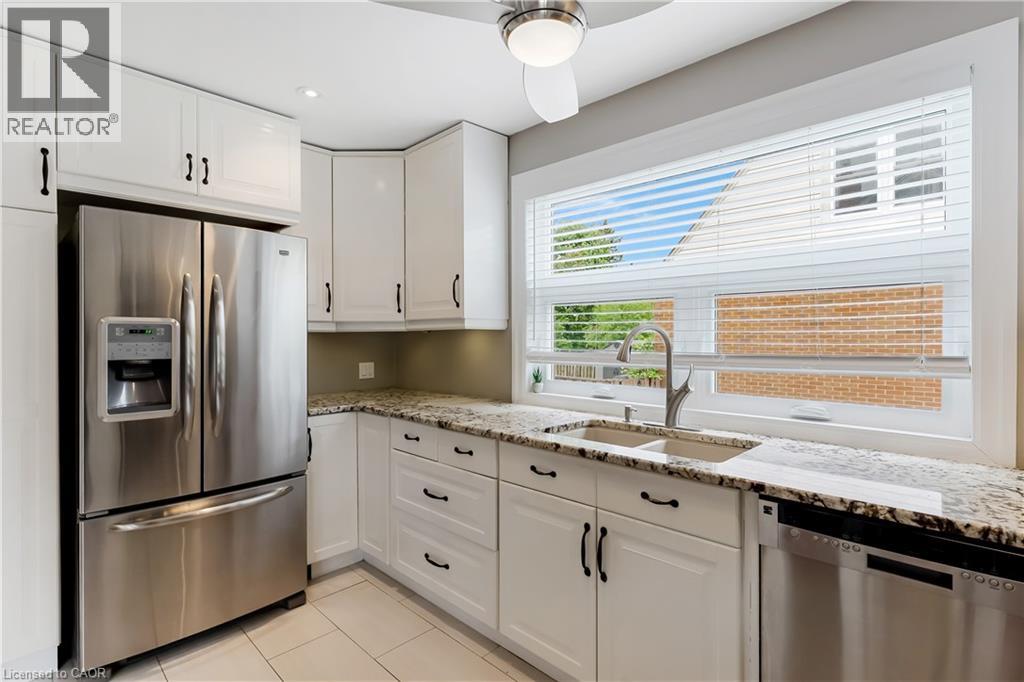 187 Neilson Avenue, Waterloo, Ontario  N2J 2L9 - Photo 13 - 40838078