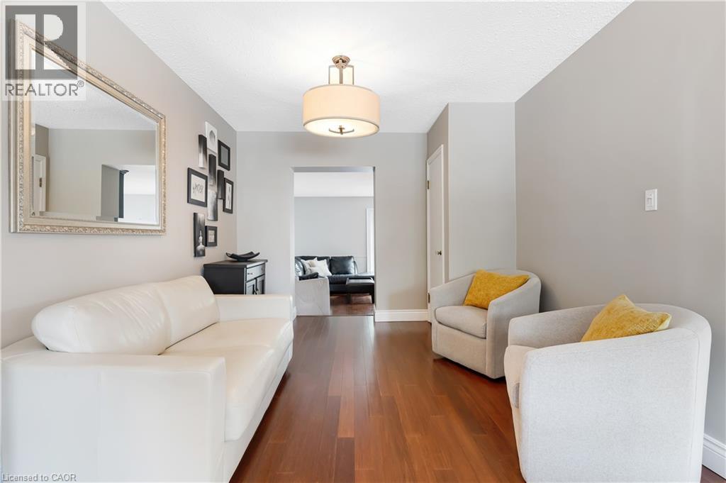 187 Neilson Avenue, Waterloo, Ontario  N2J 2L9 - Photo 15 - 40838078