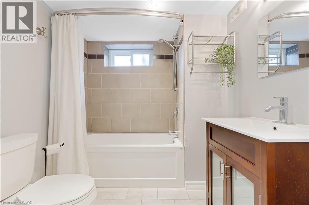 187 Neilson Avenue, Waterloo, Ontario  N2J 2L9 - Photo 31 - 40838078